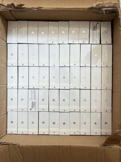 Apple Airpod Pallets - Image 2