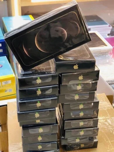 iPhone Pallets - Image 8