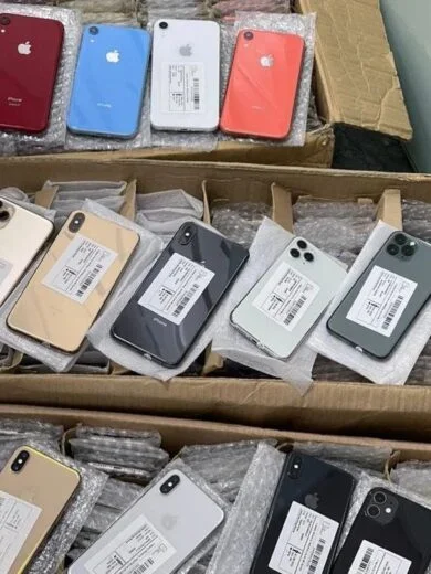 iPhone Pallets - Image 10