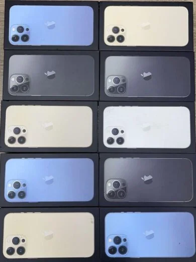 iPhone Pallets - Image 13