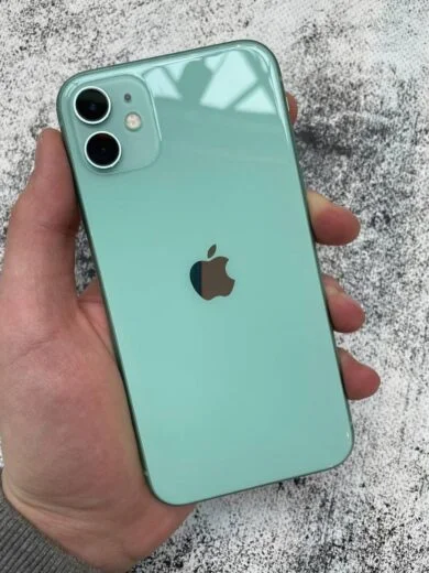 iPhone Pallets - Image 15