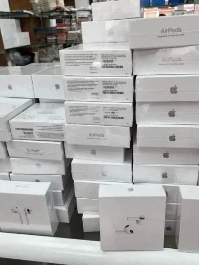 Apple Airpod Pallets - Image 9