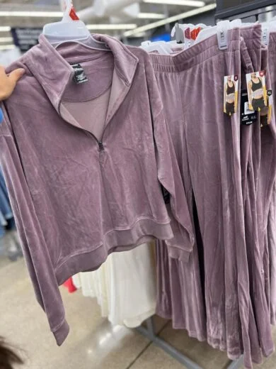 Mixed Clothing Pallets Liquidation - Image 5