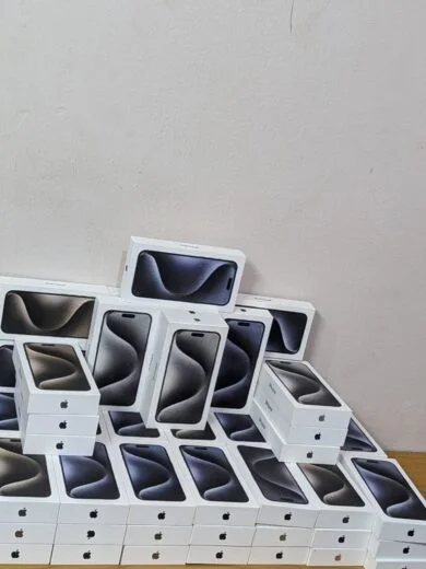 iPhone Pallets - Image 17